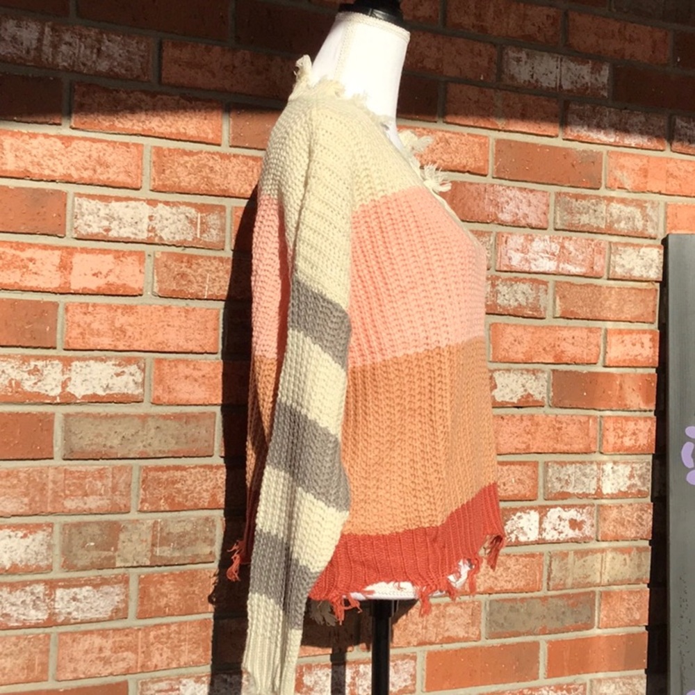 Make Offer 🌷Pink & Tan Frayed Color Block Sweater - Picture 6 of 7